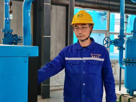 集团先进工作者王忠恕